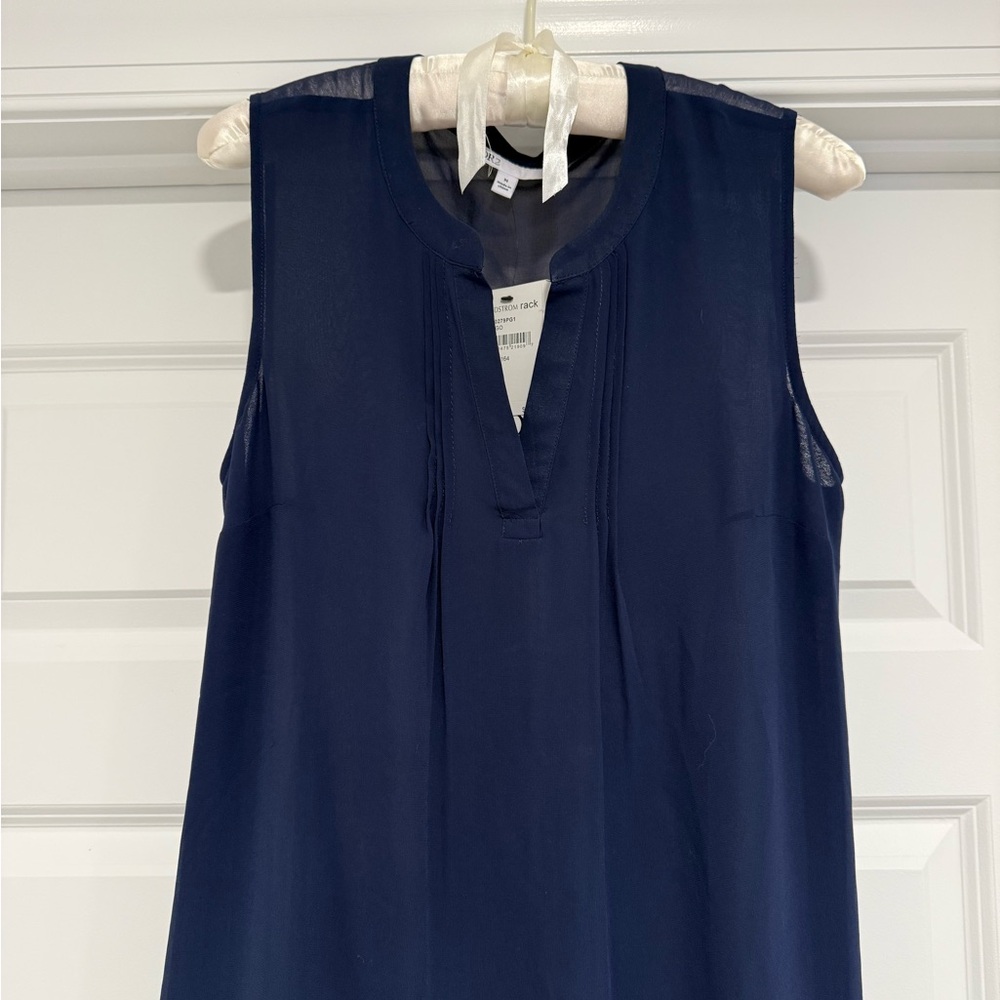 DR2 Navy Sleeveless Blouse